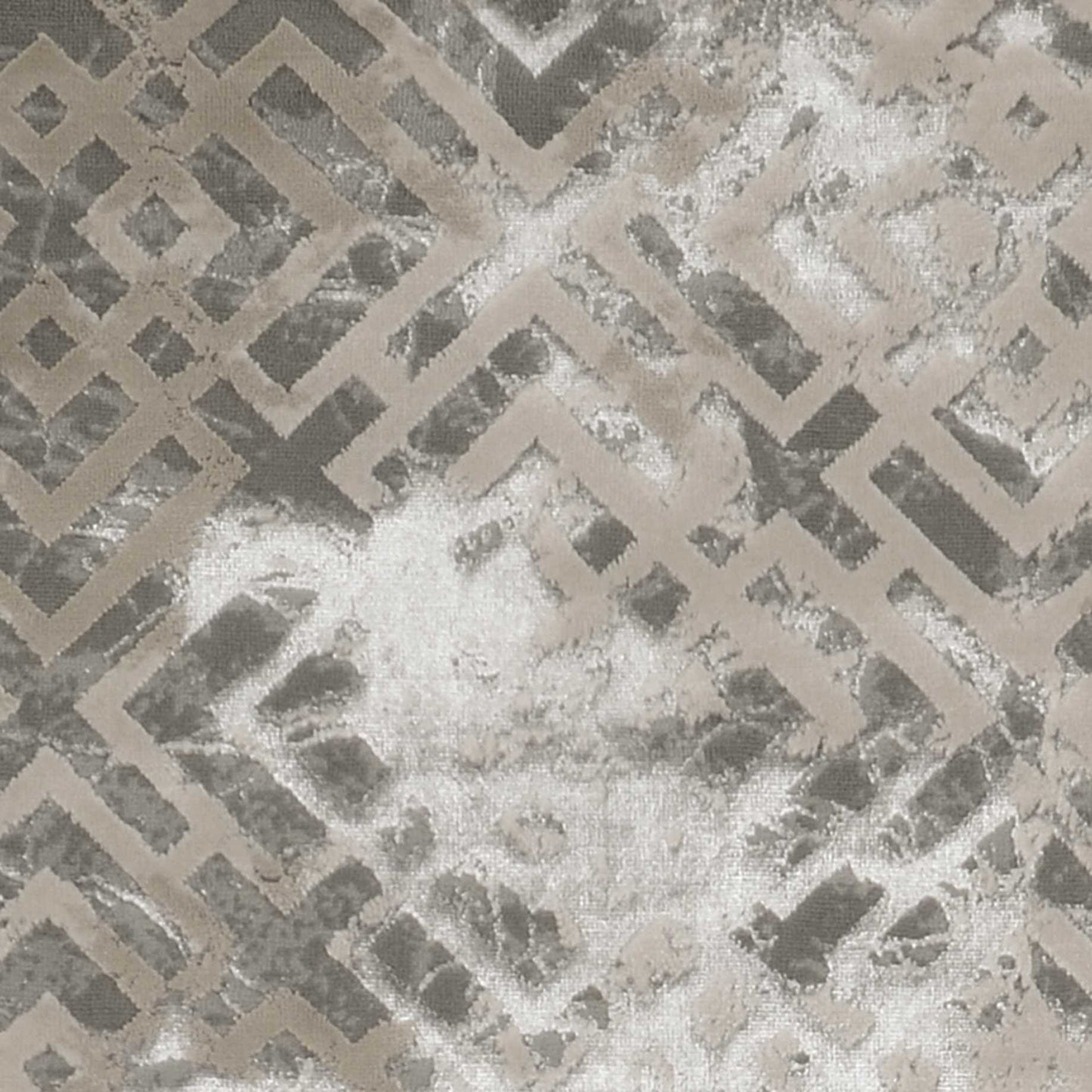 HomeRoots 10' x 13' Sand Silver Machine Woven Geometric Indoor Area Rug