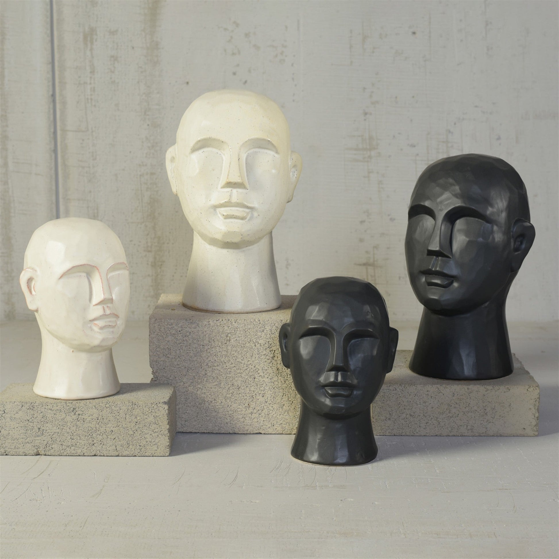 HomeRoots 11" Matte Black Ceramic Bust Decorative Sculpture