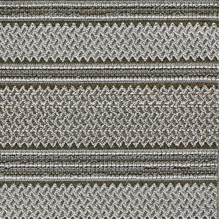 HomeRoots 116" x 152" Grey Polypropylene Rug