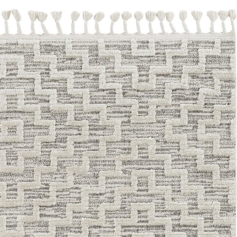 HomeRoots 12' x 15' Ivory Grey Machine Woven Diamond Pattern With Fringe Indoor Area Rug