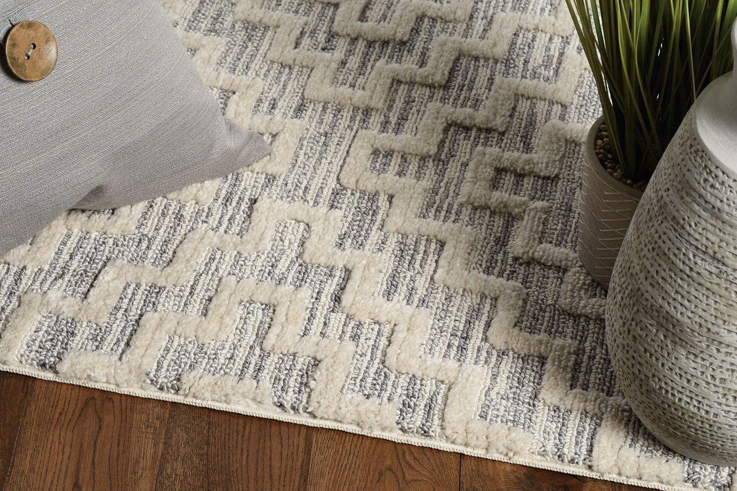 HomeRoots 12' x 15' Ivory Grey Machine Woven Diamond Pattern With Fringe Indoor Area Rug