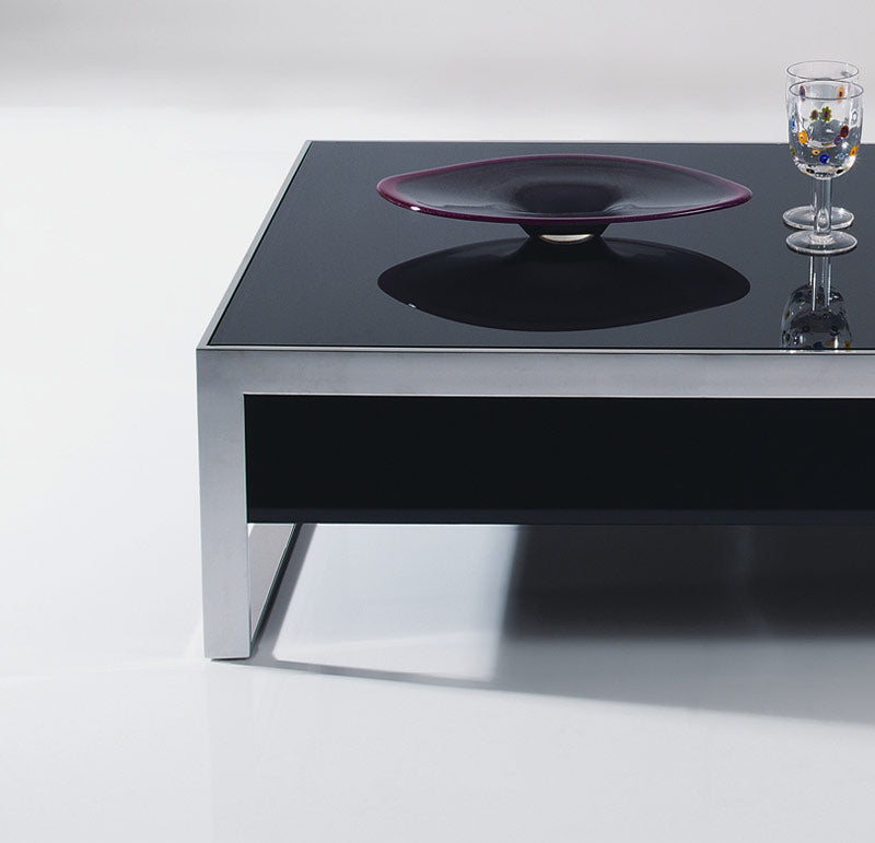 HomeRoots 14" Lacquer MDF and Steel Coffee Table in Ebony Finish