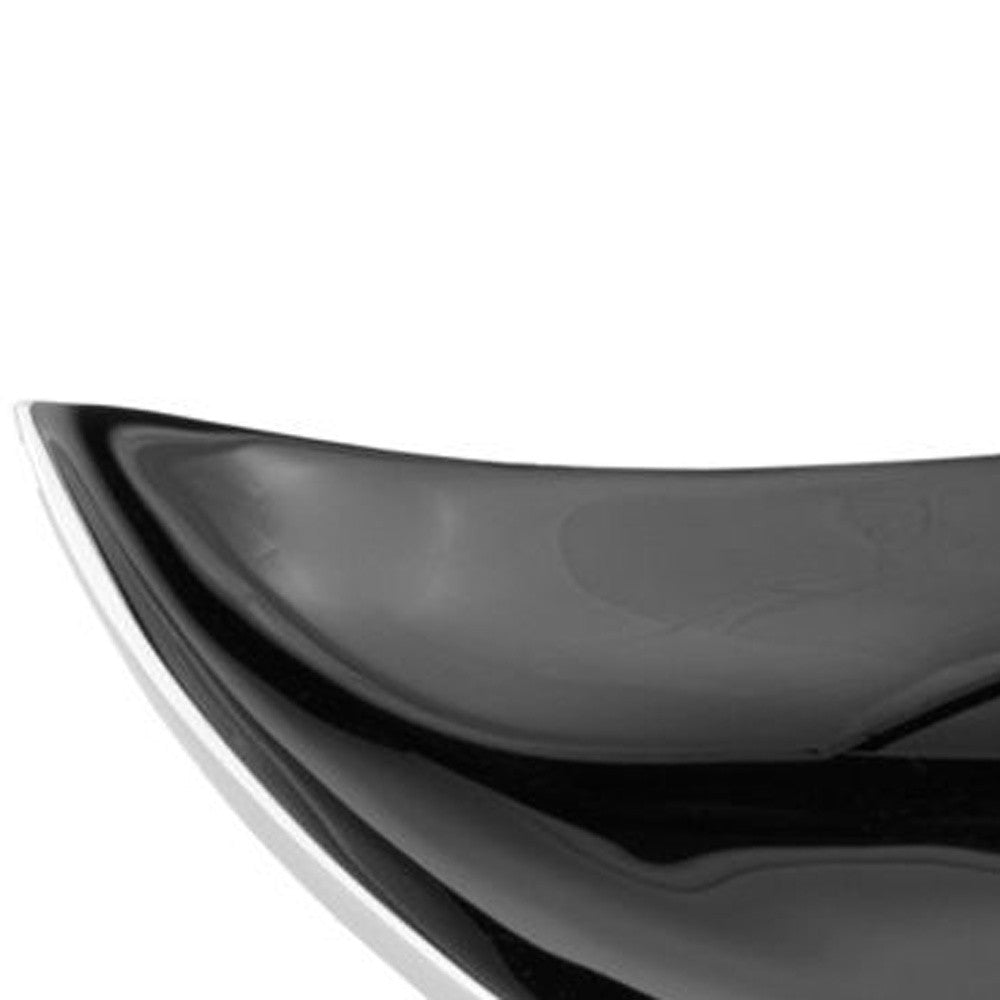 HomeRoots 14" x 14" Buffed And Black Trigon Tray
