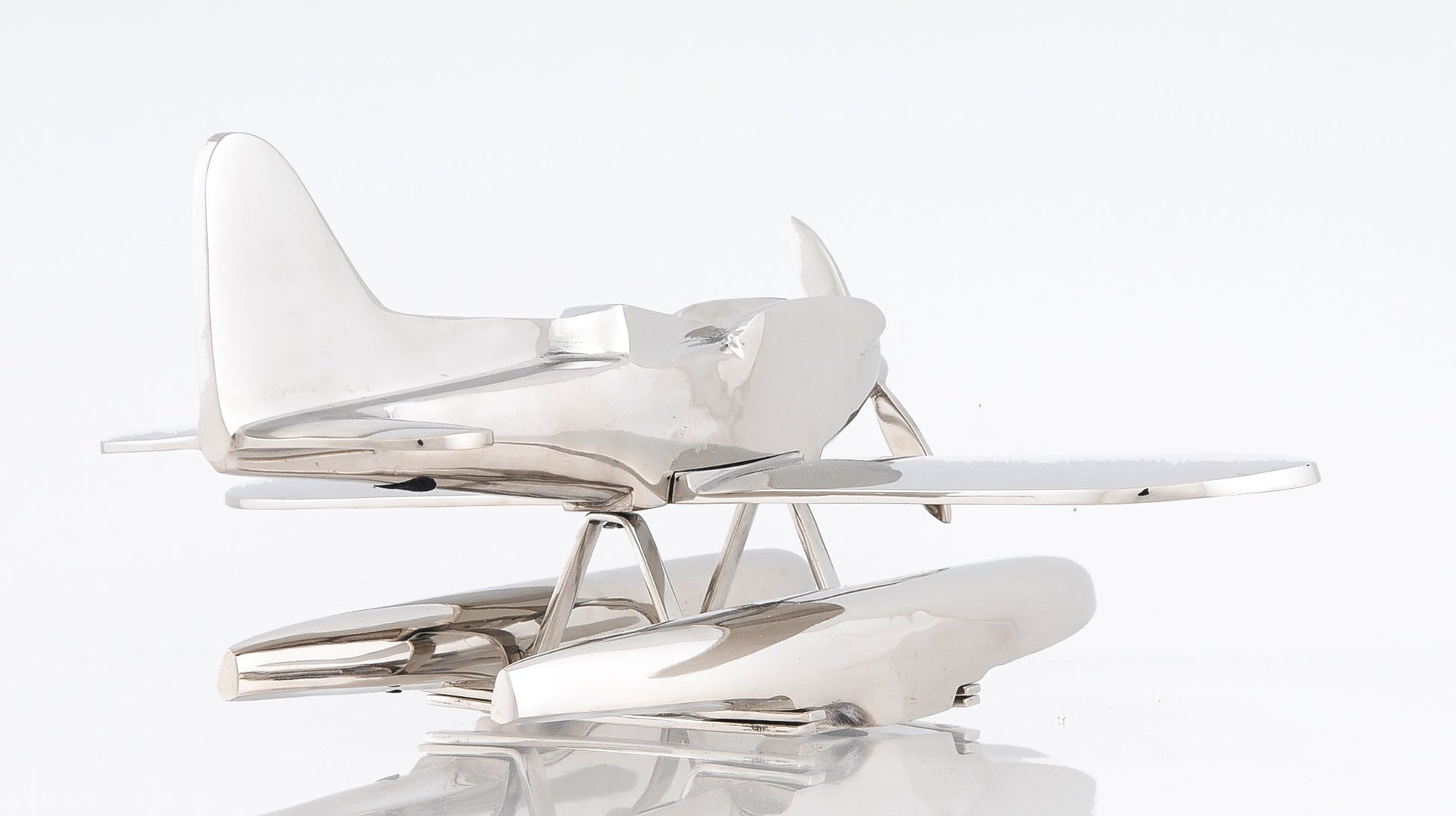 HomeRoots 17" x 16.5" x 7" Alum Seaplane
