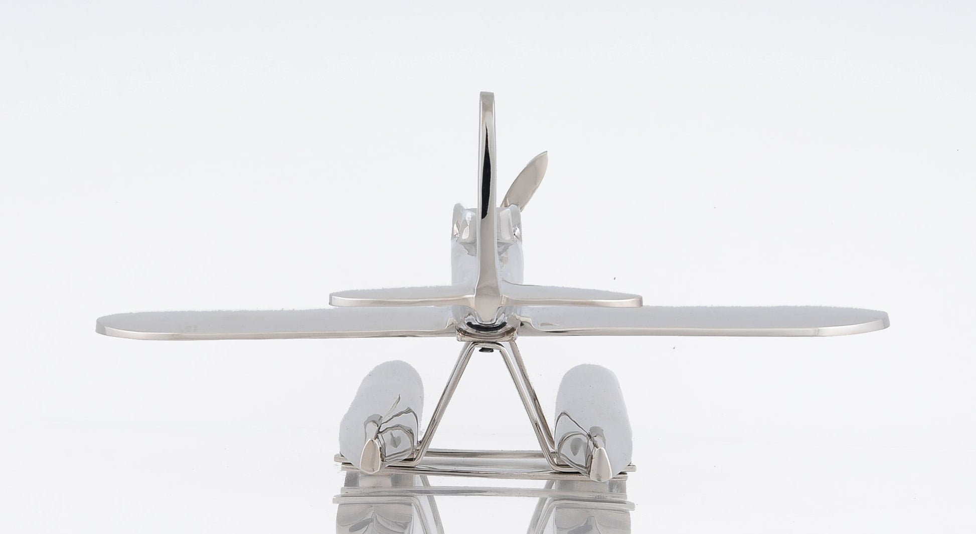 HomeRoots 17" x 16.5" x 7" Alum Seaplane