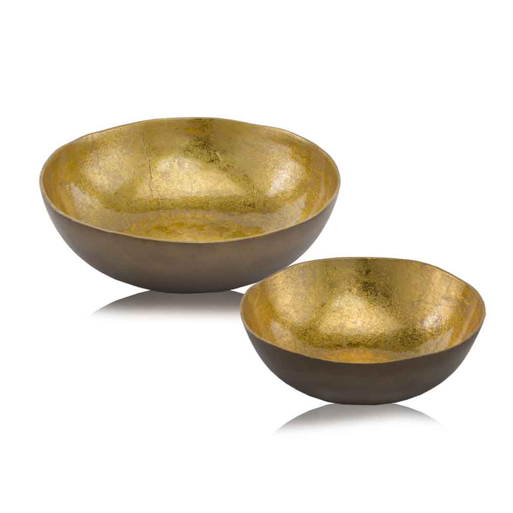 HomeRoots 17" x 17" x 4.5" Large Metal Round Bowl With Gold and Bronze Finish