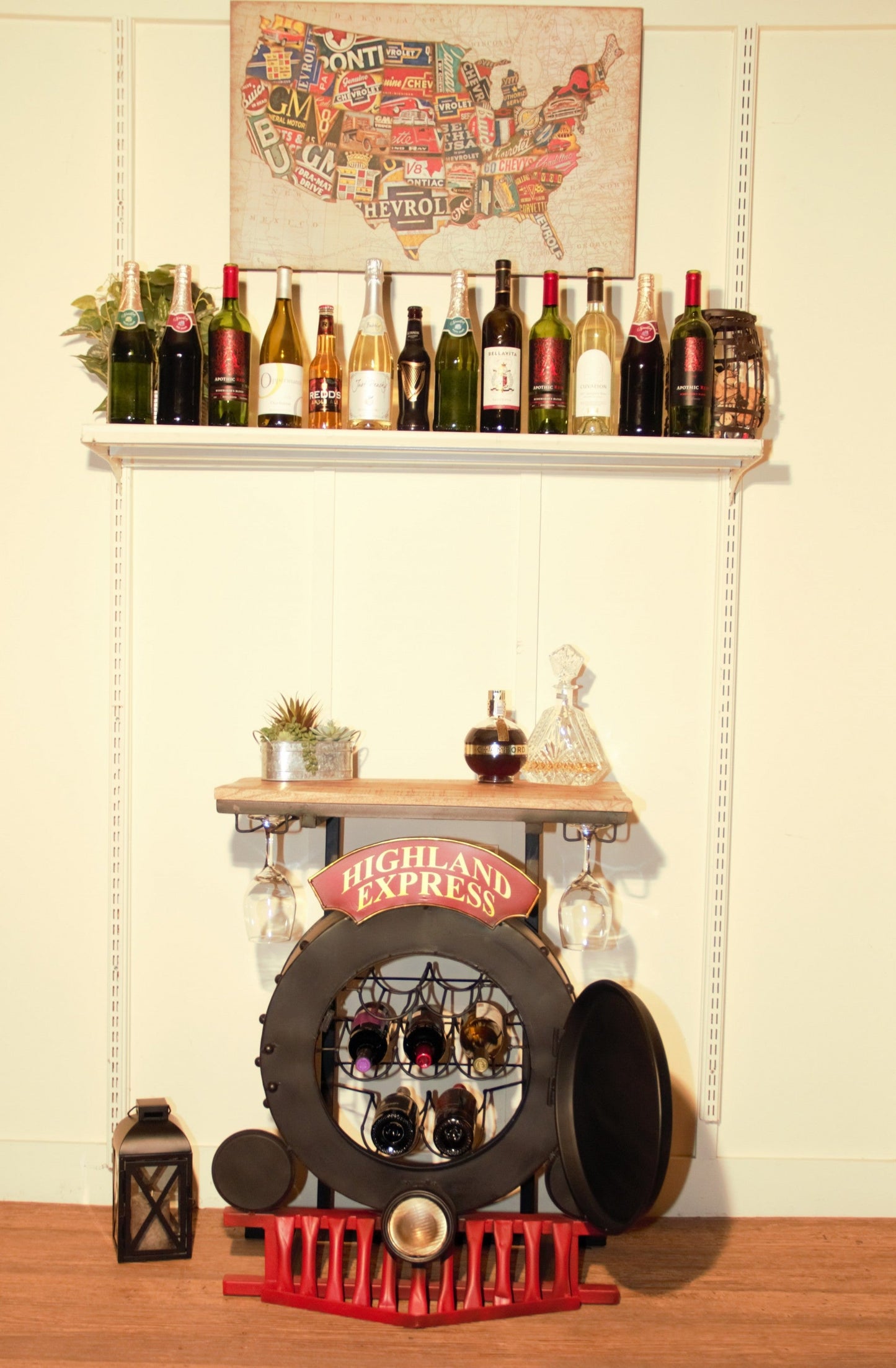 HomeRoots 17.5" x 28.5" x 36" Steam Engine Bar Counter With Antiqued Black Finish