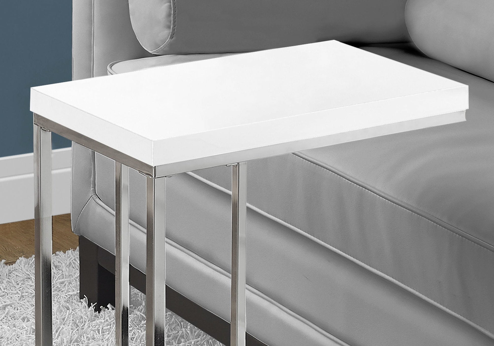 HomeRoots 18.25" x 10.25" x 25.25" Particle Board Metal Accent Table in White Finish