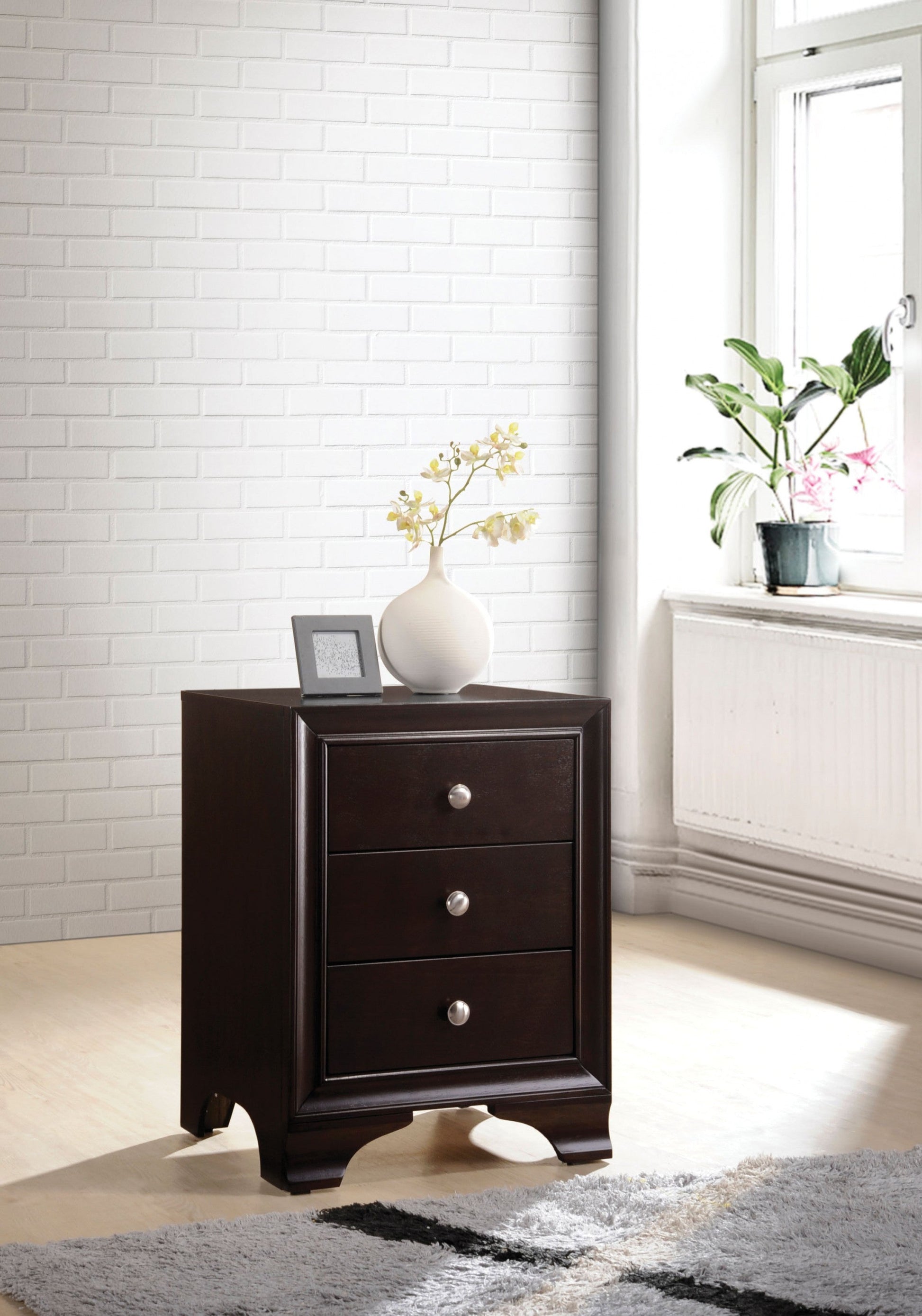 HomeRoots 19' x 17' x 25' Espresso Wood Accent Table