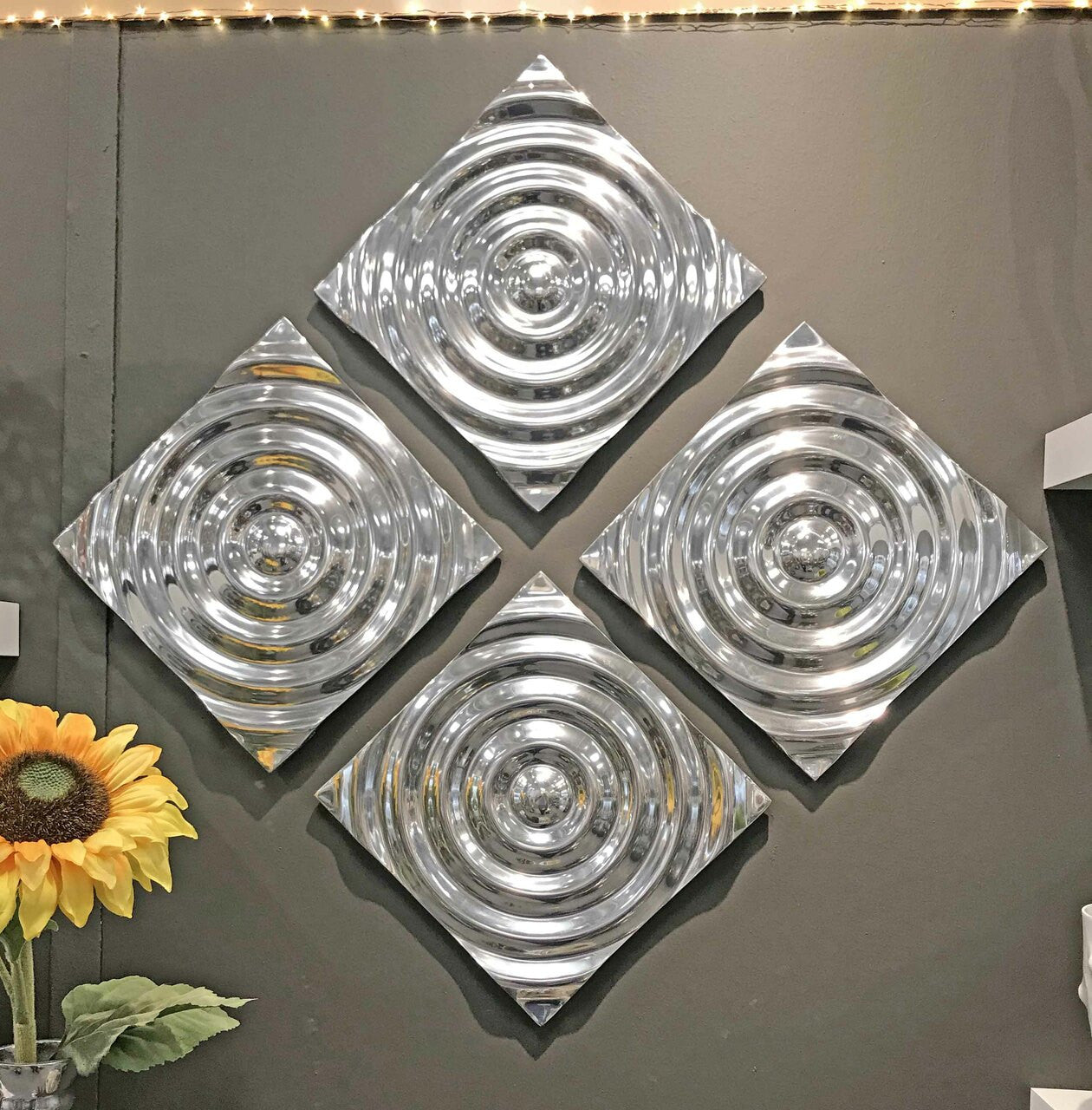 HomeRoots 1.5' x 12' x 12' Buffed Small Rippled Wall Tile