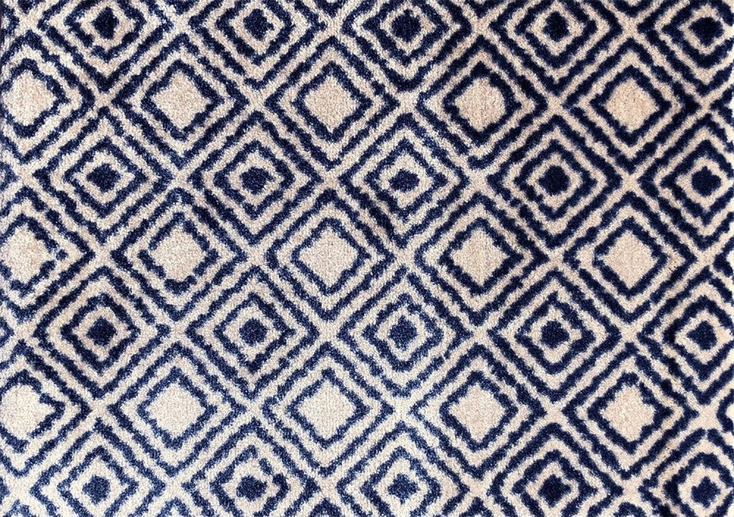 HomeRoots 2' x 3' Blue Diamond Washable Floor Mat