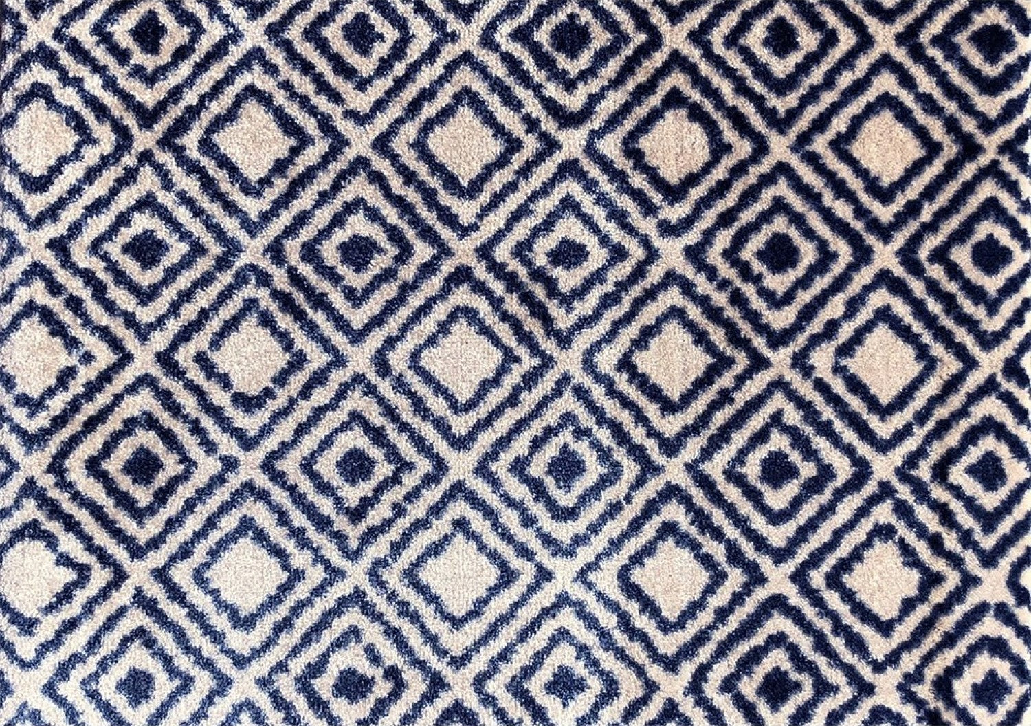 HomeRoots 2' x 3' Blue Diamond Washable Floor Mat