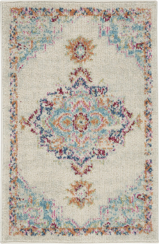 HomeRoots 2' x 3' Gray Distressed Medallion Scatter Rug