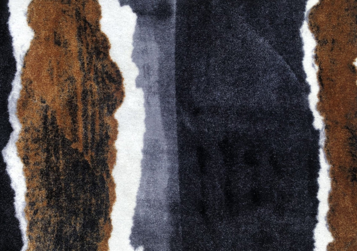 HomeRoots 2' x 3' Gray and Brown Abstract Southwest Washable Floor Mat