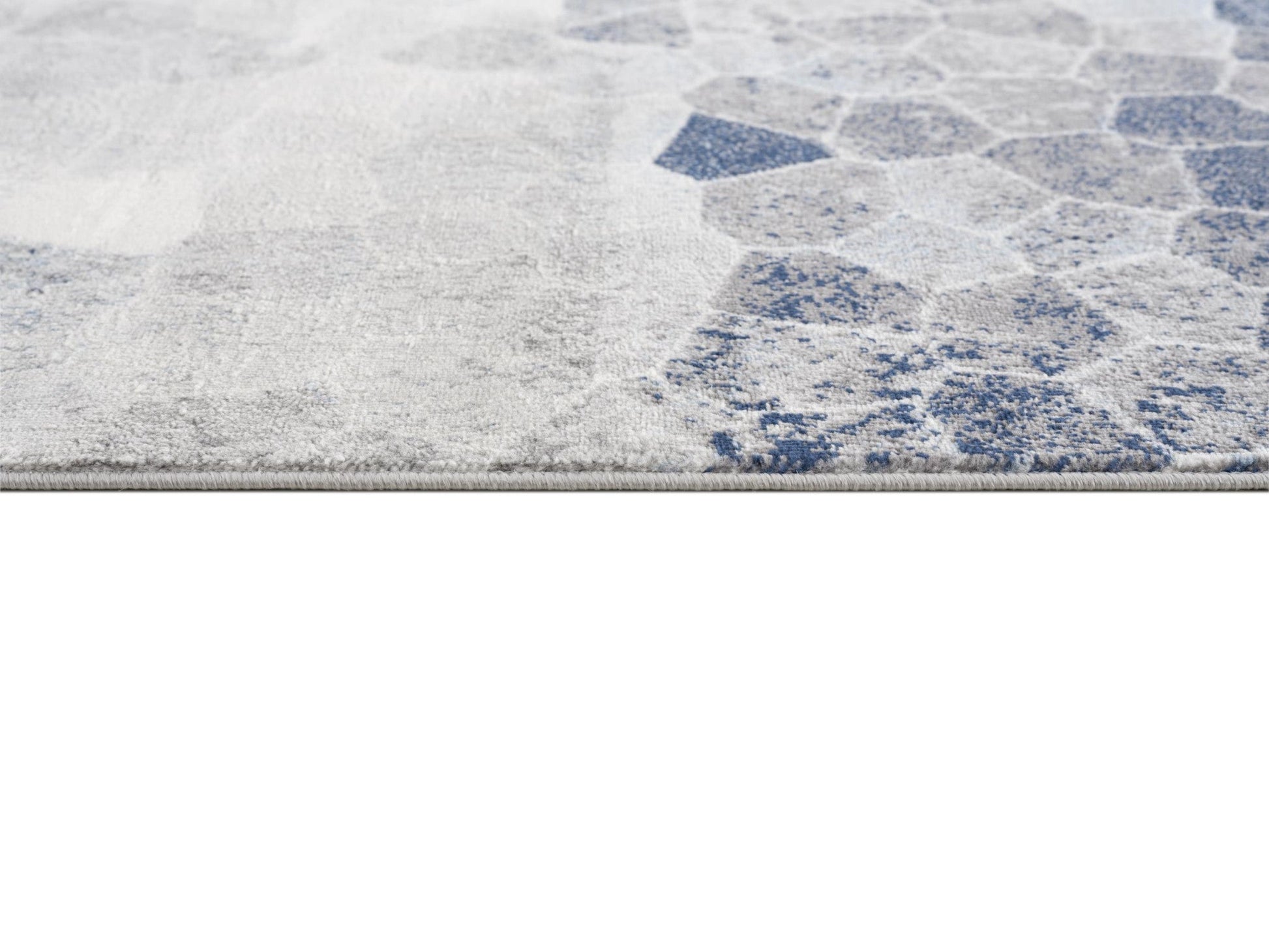 HomeRoots 2’ x 3’ Navy Blue Cobblestone Pattern Scatter Rug