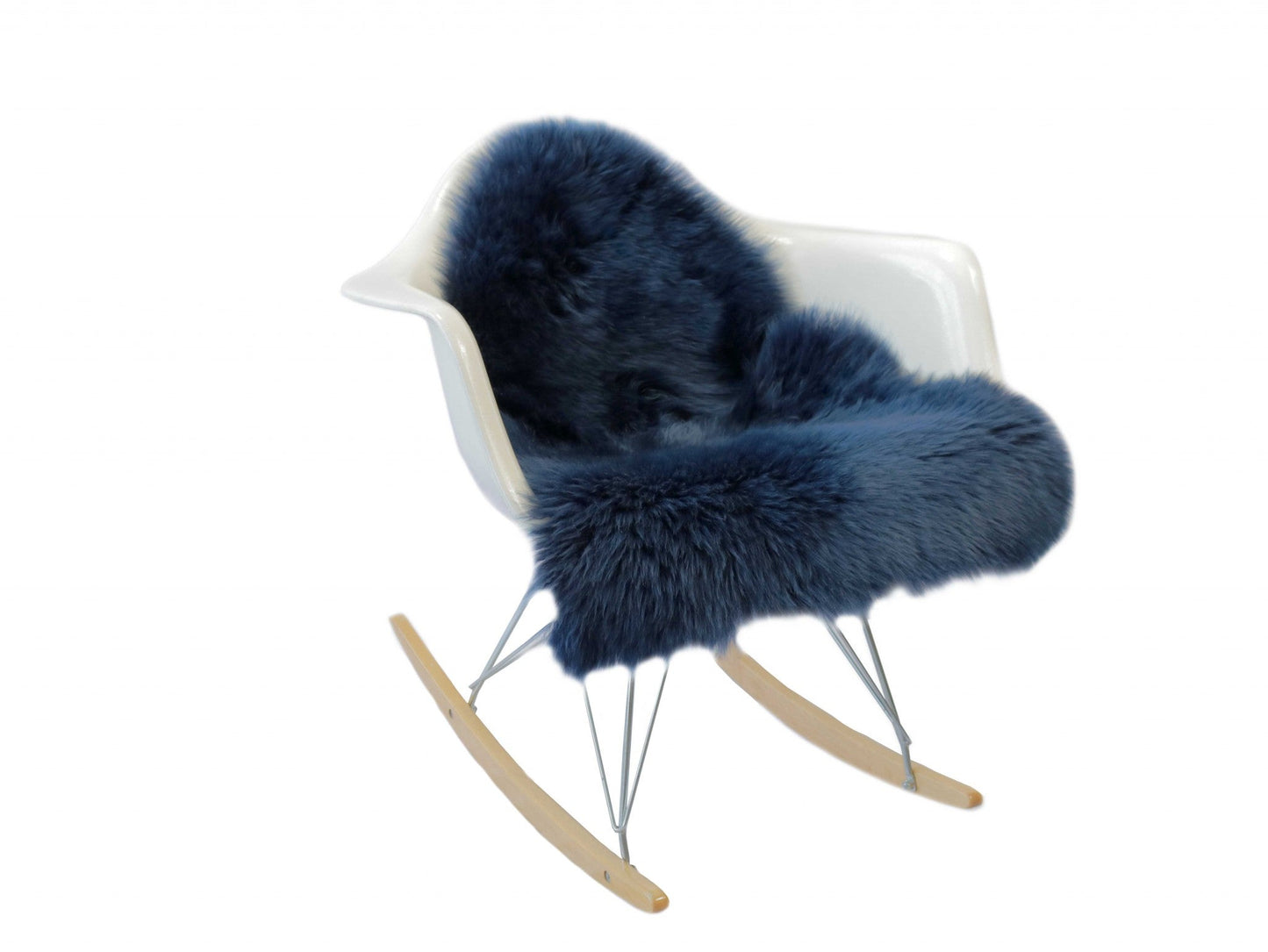 HomeRoots 2' x 3' Navy New Zealand Natural Sheepskin Rug