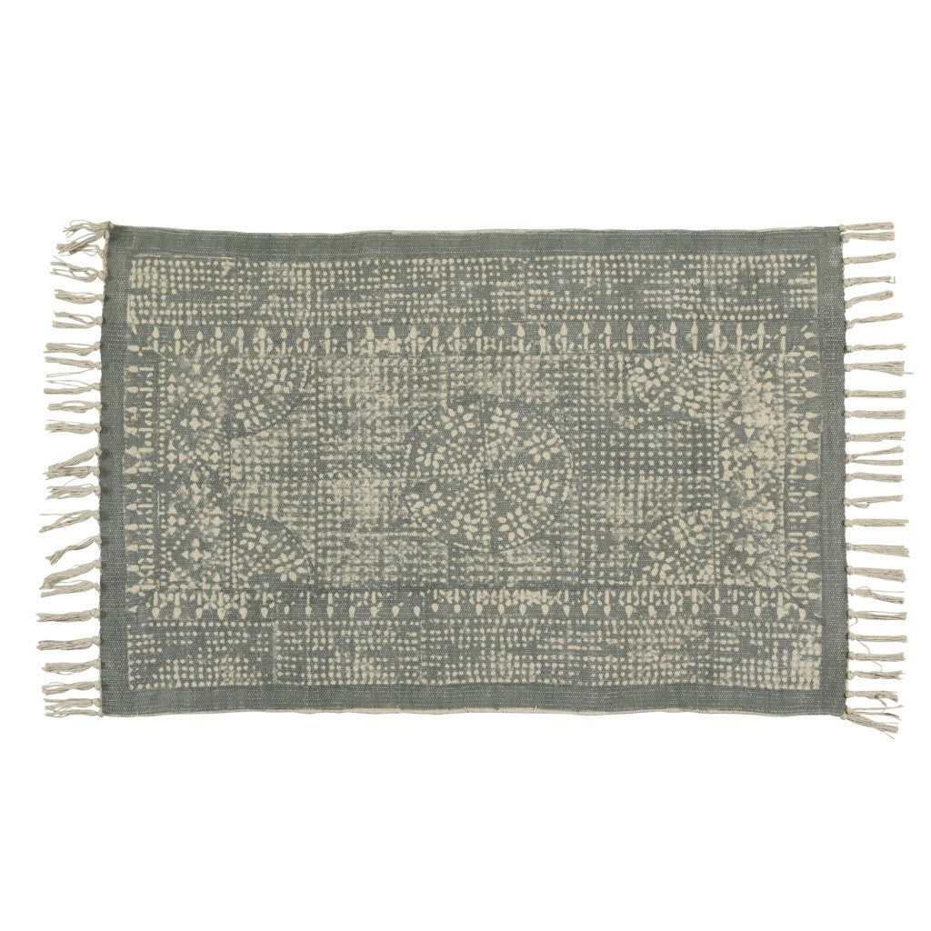 HomeRoots 2' x 3' Sky Gray Distressed Medallion Scatter Rug