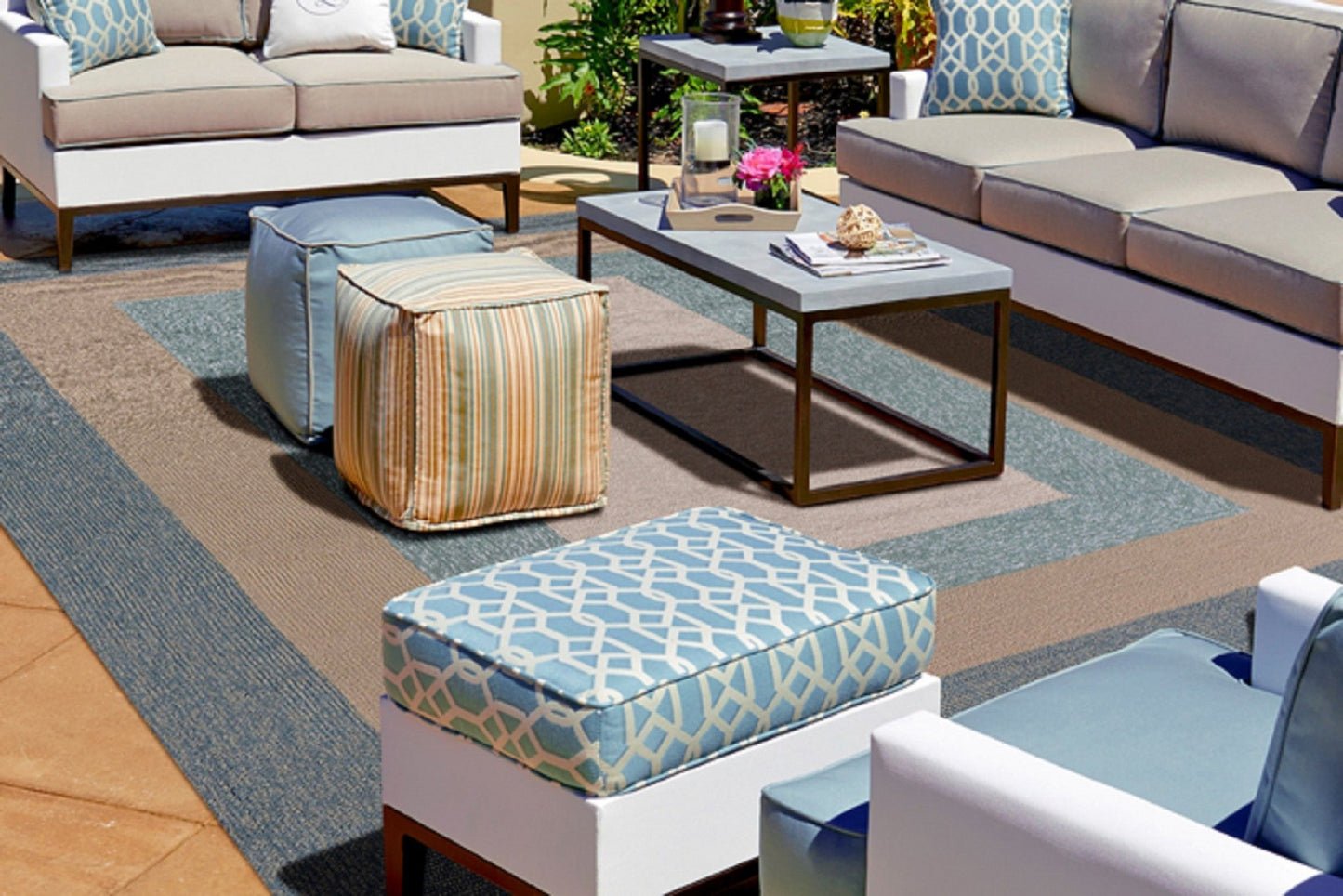 HomeRoots 2' x 3' Spa Polypropylene Accent Rug