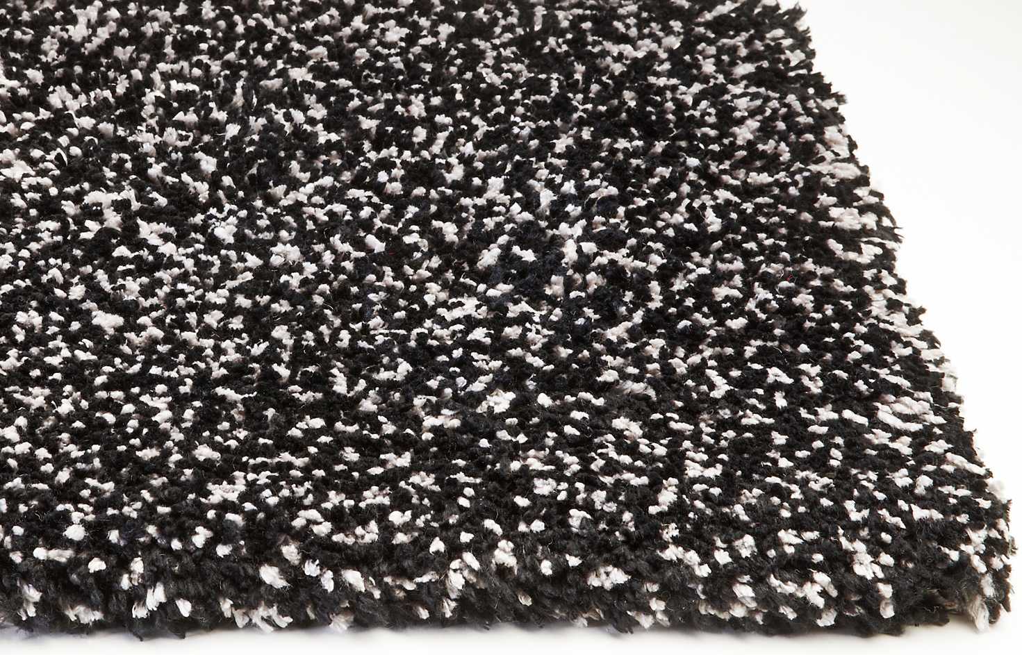 HomeRoots 2' x 4' Black Heather Indoor Shag Rug