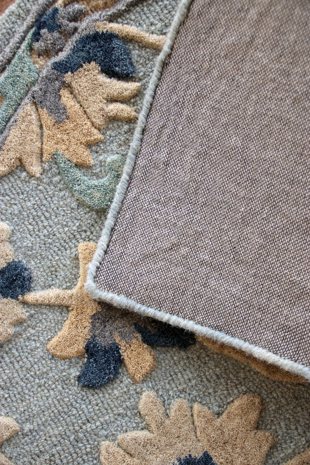 HomeRoots 2' x 4' Blue and Beige Floral Hearth Rug