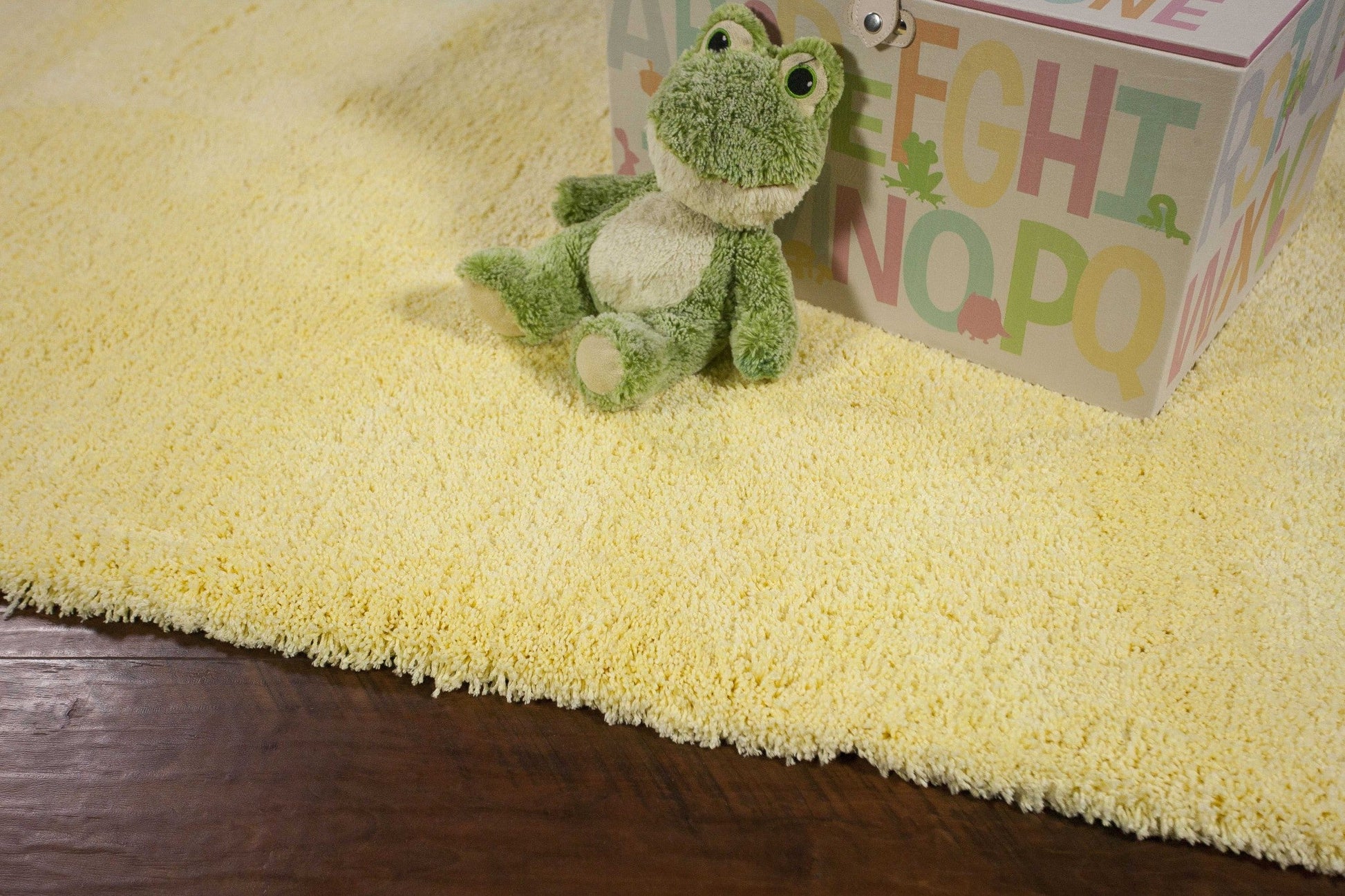 HomeRoots 2' x 4' Canary Yellow Indoor Shag Rug