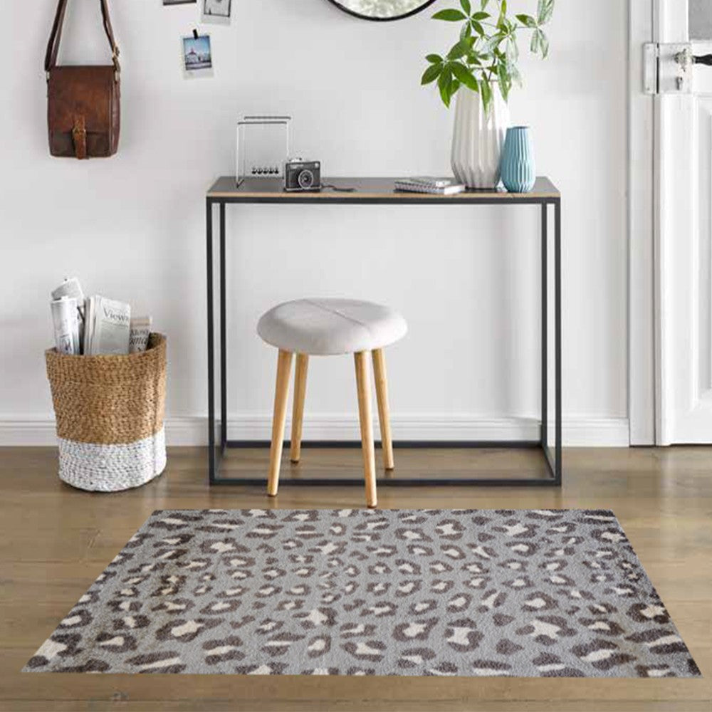HomeRoots 2' x 4' Gray and Brown Cheetah Washable Floor Mat