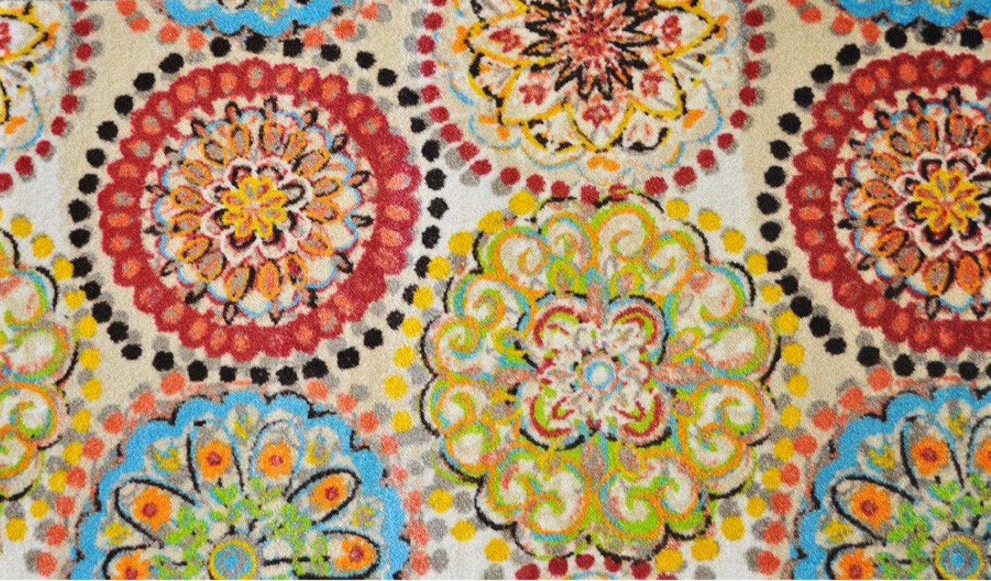 HomeRoots 2' x 4' Mediterranean Brights Washable Floor Mat
