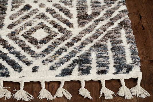 HomeRoots 2' x 7' Grey or Ivory Geometric Diamond Runner Rug with Fringe