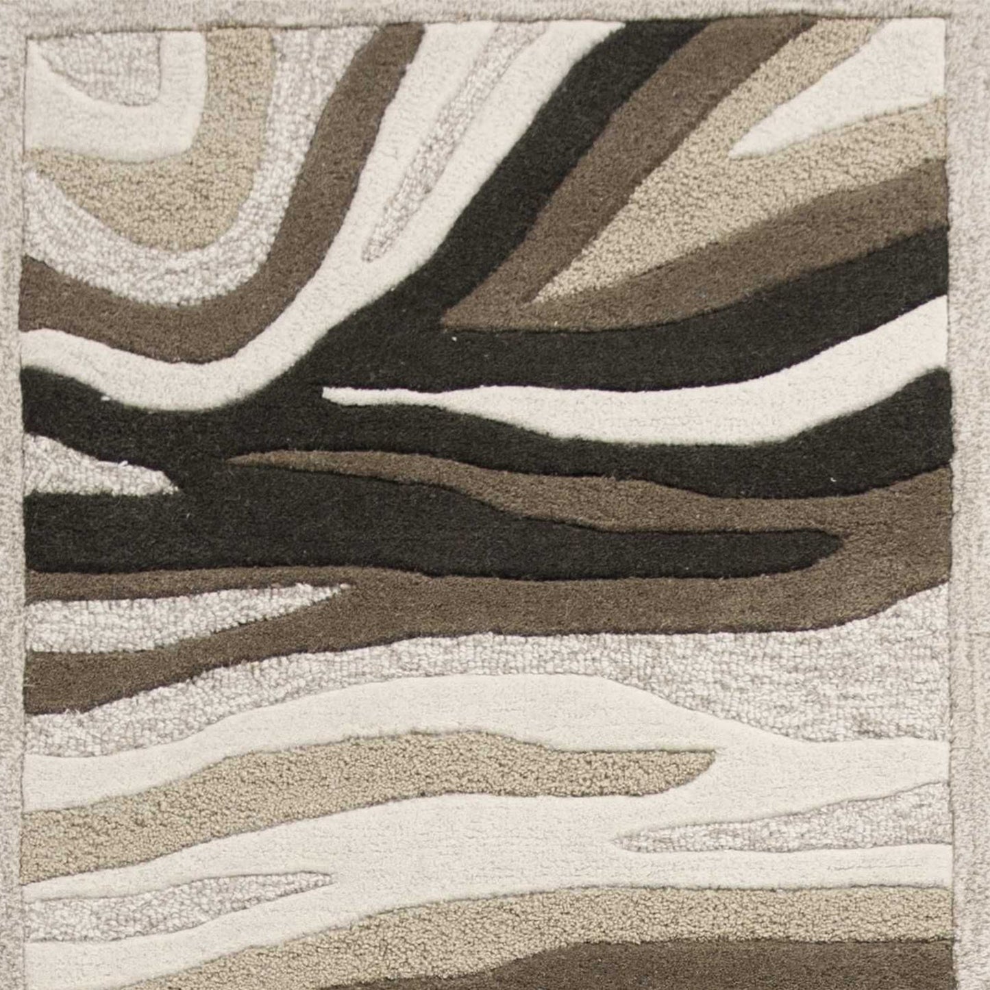HomeRoots 2' x 7' Natural Abstract Waves Wool Runner Rug