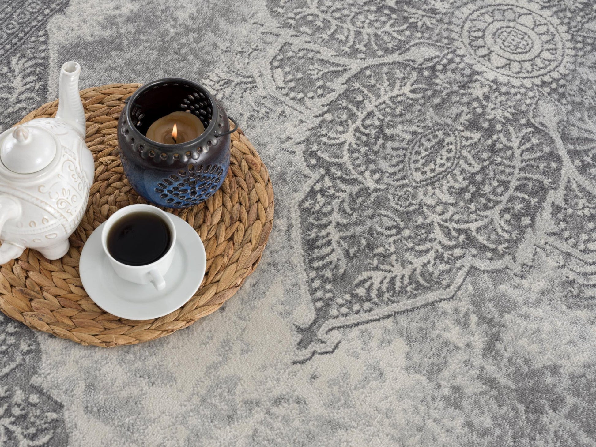 HomeRoots 2' x 8' Gray Distressed Medallion Runner Rug