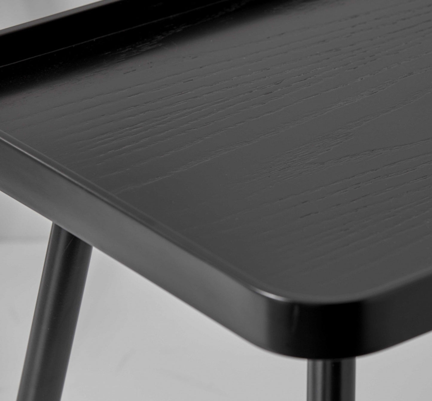 HomeRoots 21" Contemporary Wood Grain Tray Top Side End Table in Matte Black Finish