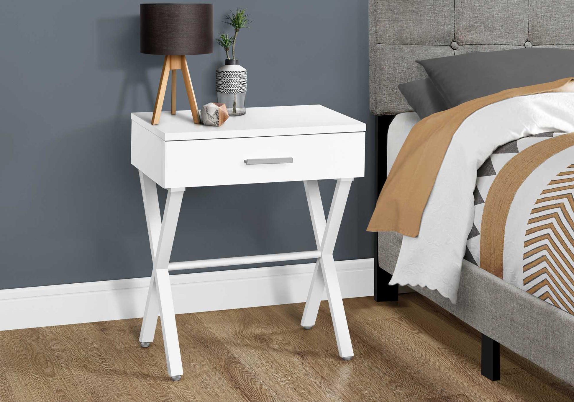 HomeRoots 22" End Table With Drawer in White Finish