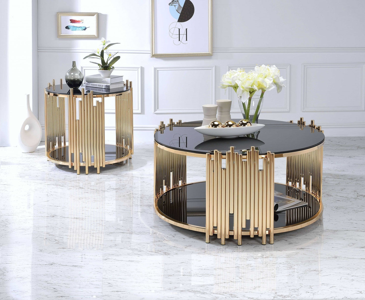 HomeRoots 22" Glass Round End Table With Shelf in Gold and Black Finish
