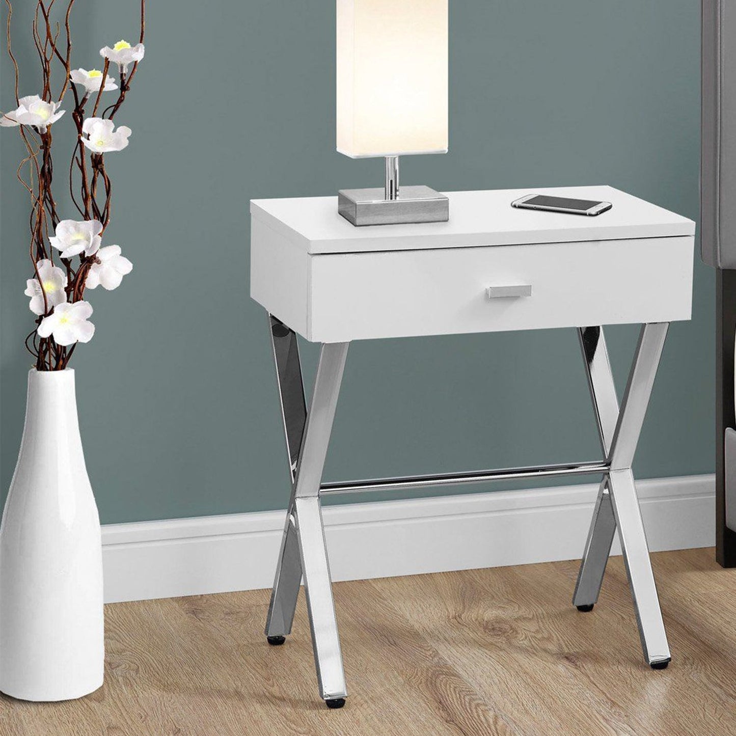 HomeRoots 22" Silver And White End Table With Drawer