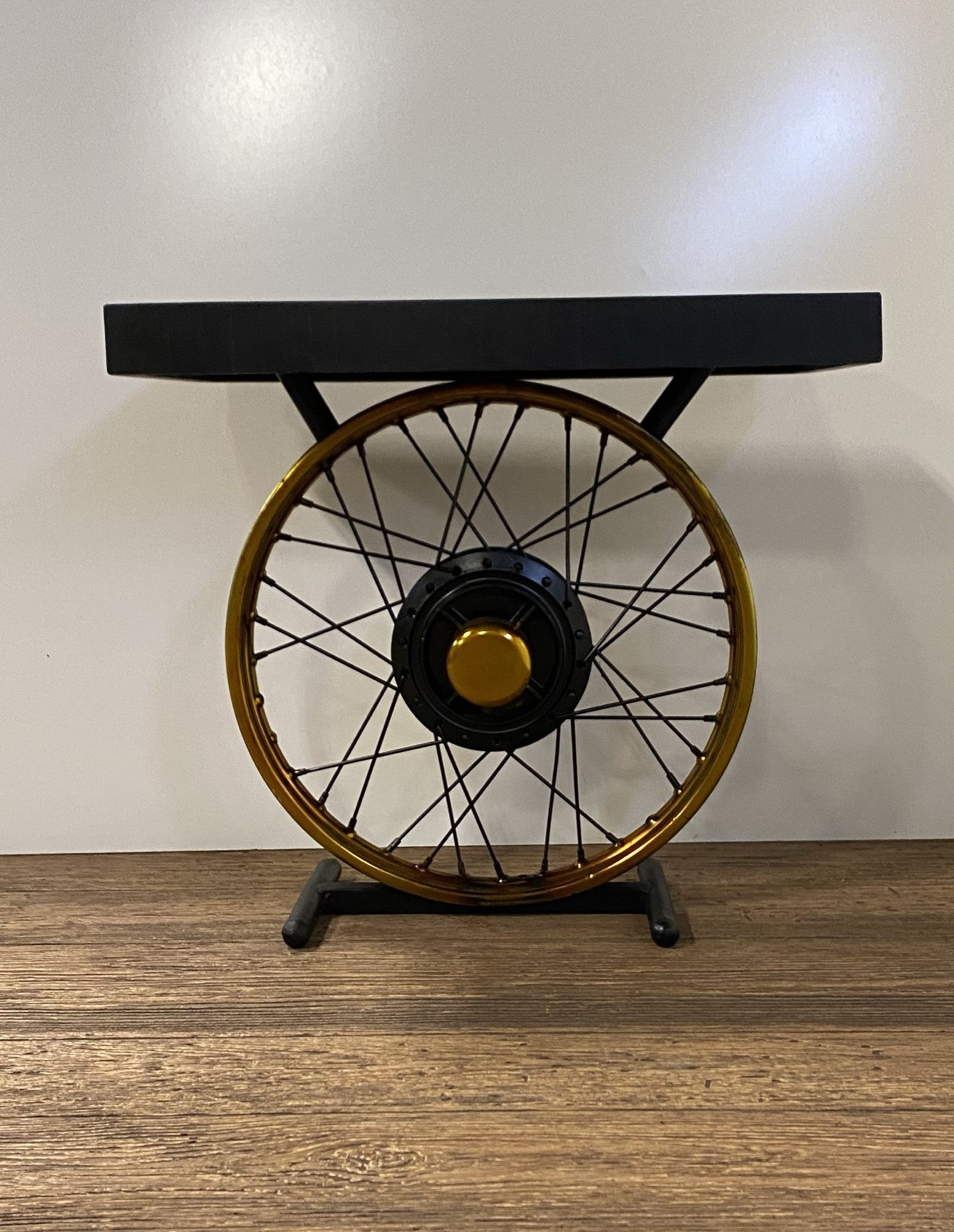 HomeRoots 22" Solid Wood End Table With Black and Gold Finish