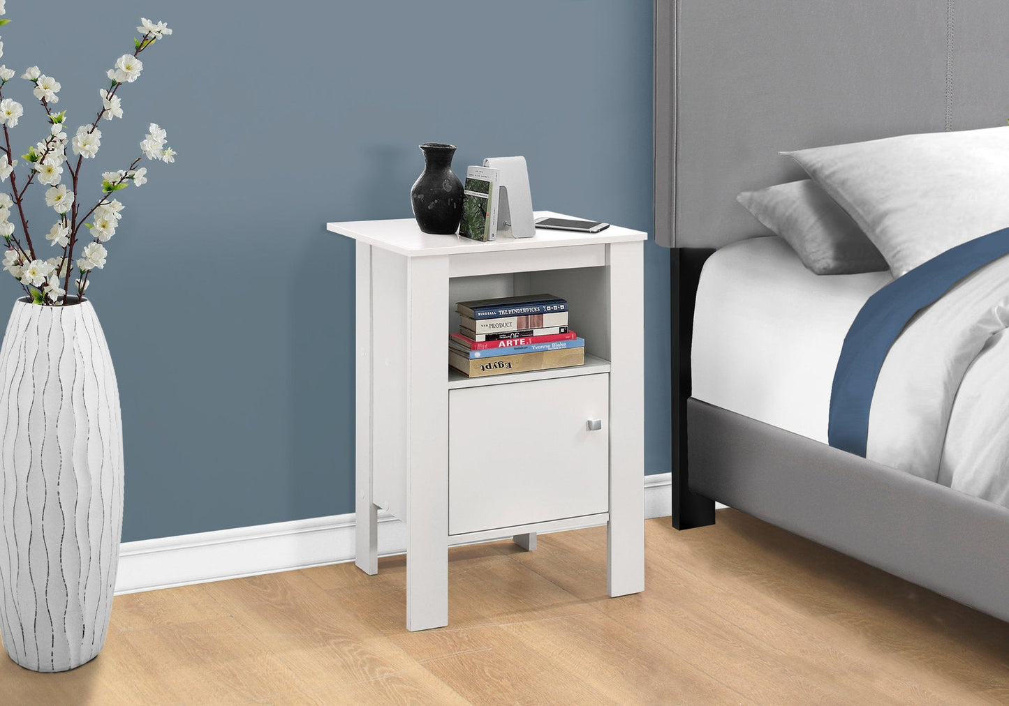 HomeRoots 24" End Table With Shelf in White Finish