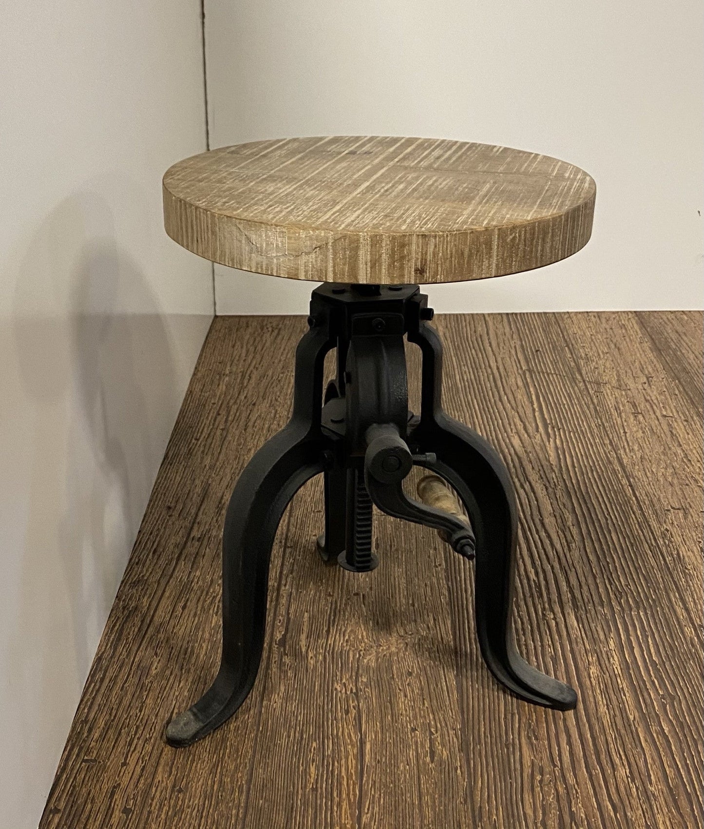 HomeRoots 24" Iron Backless Counter Height Bar Chair With Brown And Black Finish