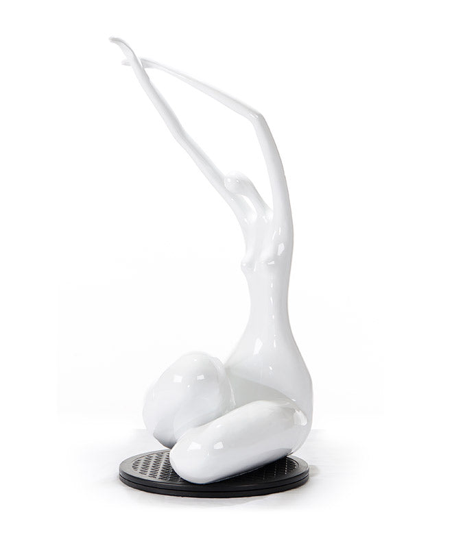 HomeRoots 24' White Lass Sculpture