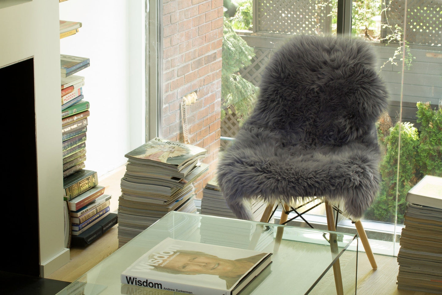 HomeRoots 24" x 36" x 1.5" Single Sheepskin Area Rug in Gray Finish