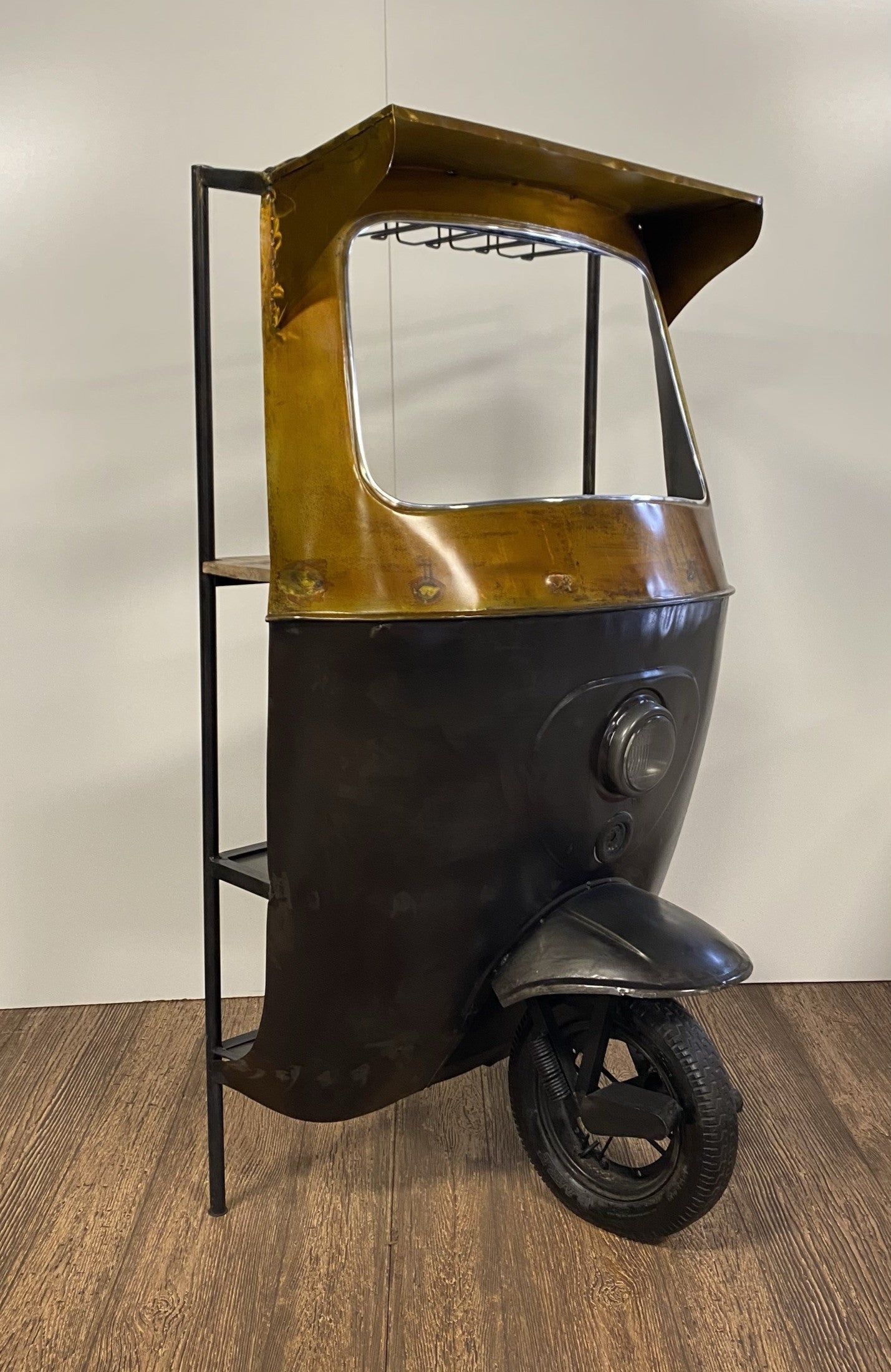 HomeRoots 24" x 36" x 65" Tuk Tuk Bar in Black and Gold Finish