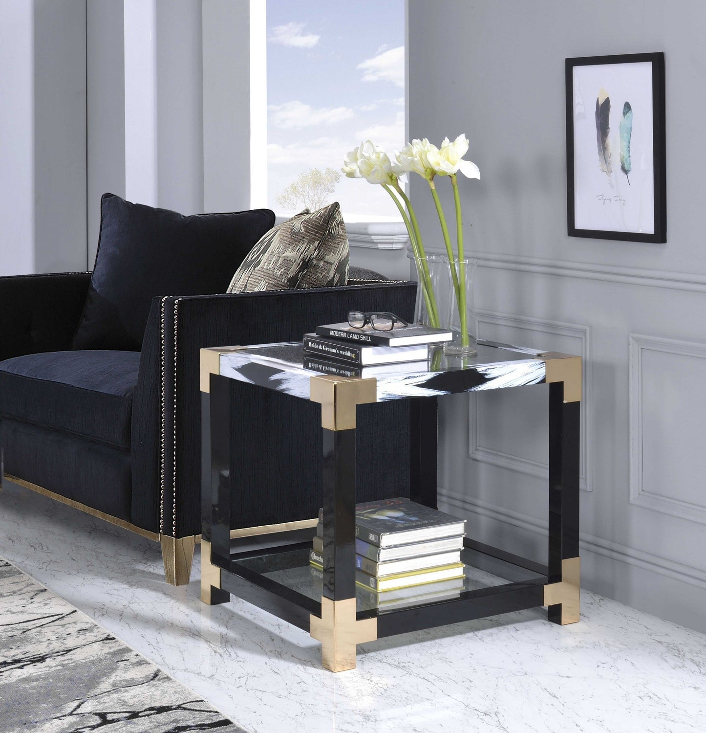 HomeRoots 25" Black And Gold And Clear Glass Mirrored End Table With Shelf