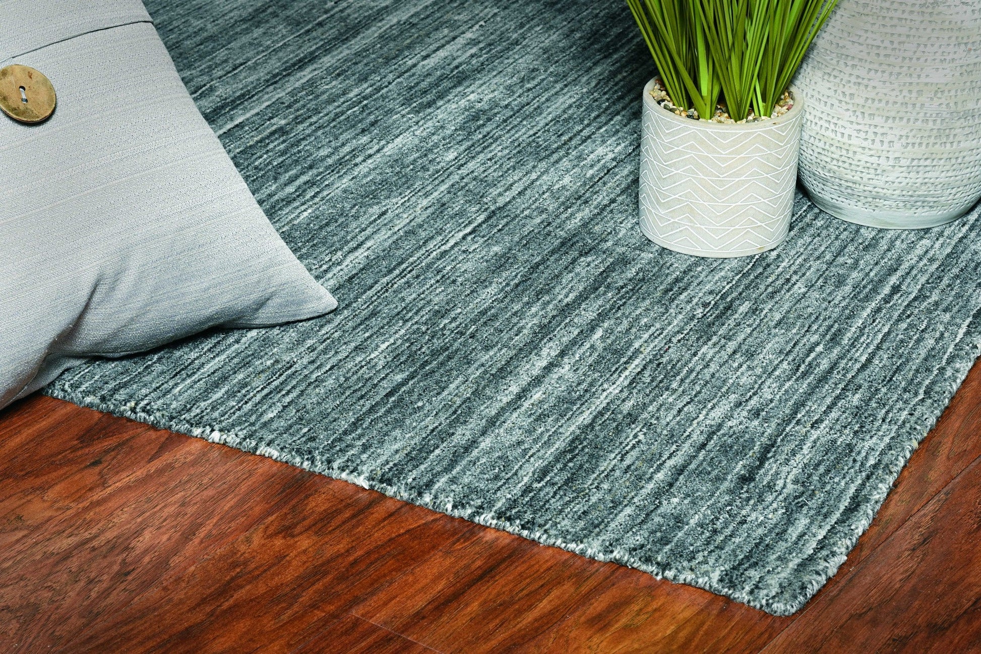 HomeRoots 27" x 96" Charcoal Pet Yarn Rug