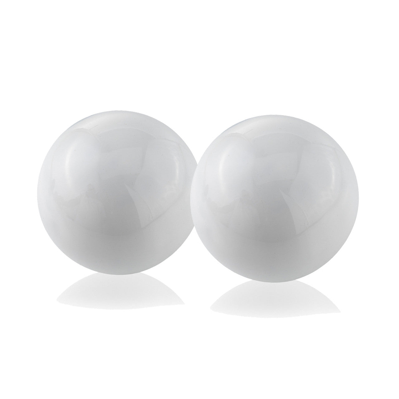 HomeRoots 3' White Enameled Aluminum Decorative Sphere