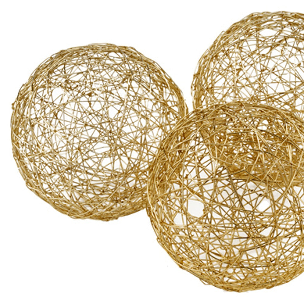 HomeRoots 3' X 3' X 3' Gold Iron Wire Spheres Box Of 3