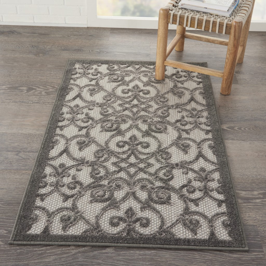 HomeRoots 3' x 4' Gray and Charcoal Indoor Outdoor Area Rug