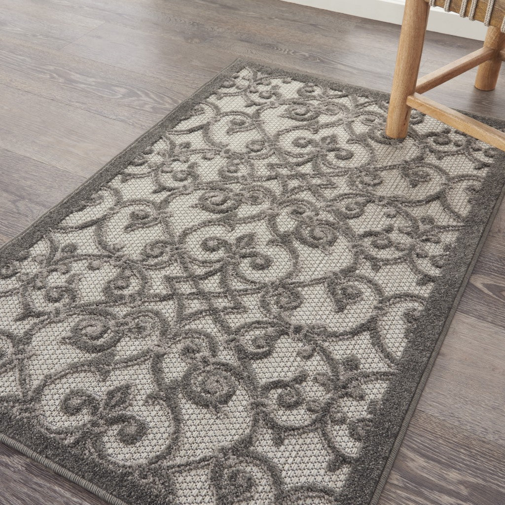 HomeRoots 3' x 4' Gray and Charcoal Indoor Outdoor Area Rug
