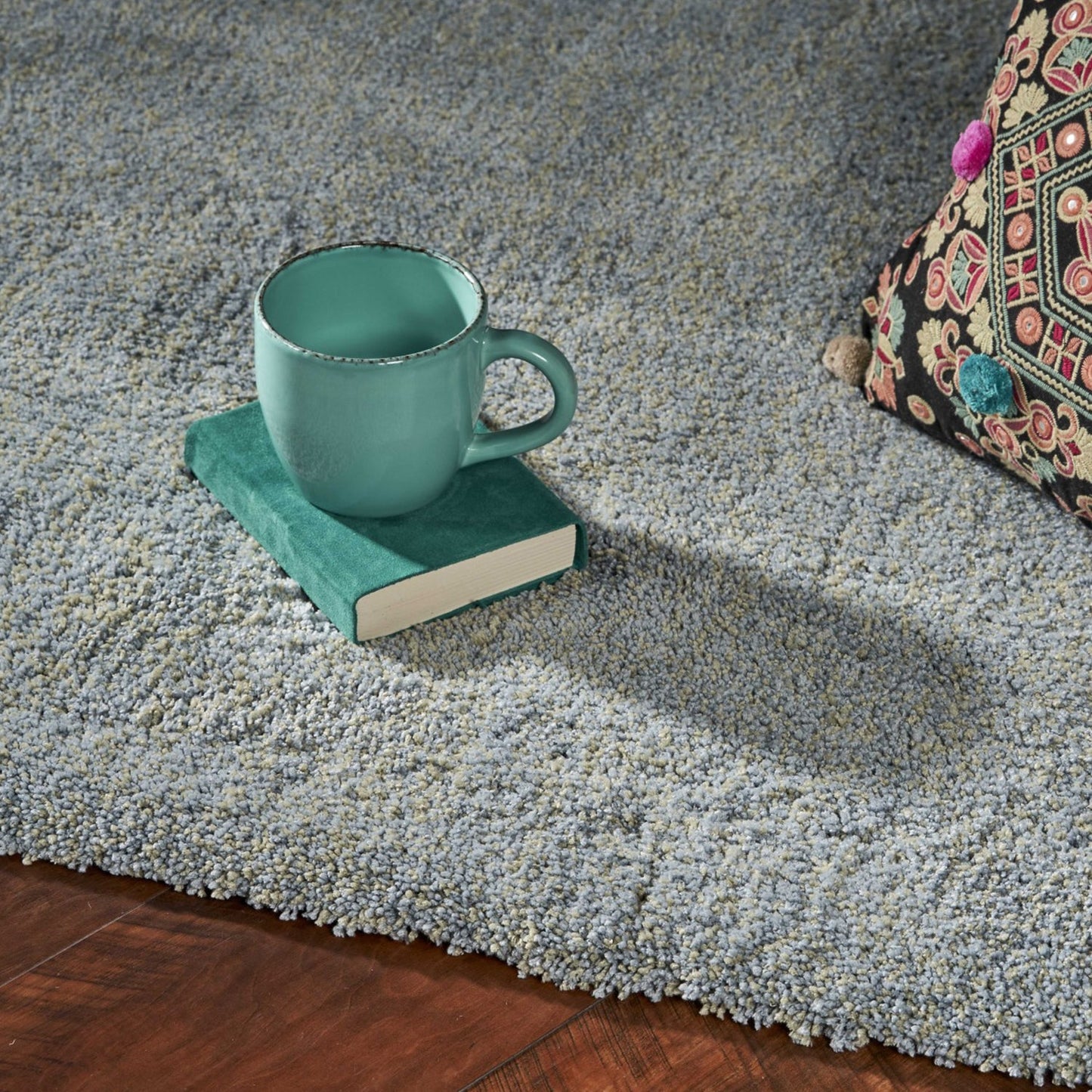 HomeRoots 3' x 5' Blue Heather Plain Area Rug