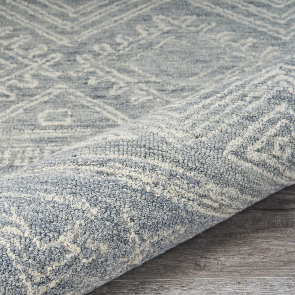 HomeRoots 3' x 5' Gray Geometric Pattern Area Rug