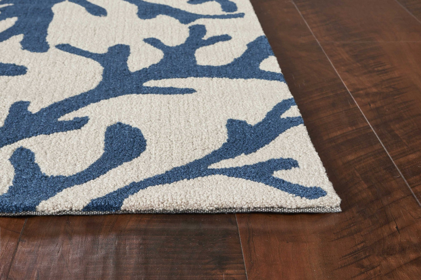 HomeRoots 3' x 5' Ivory or Blue Coral Area Rug