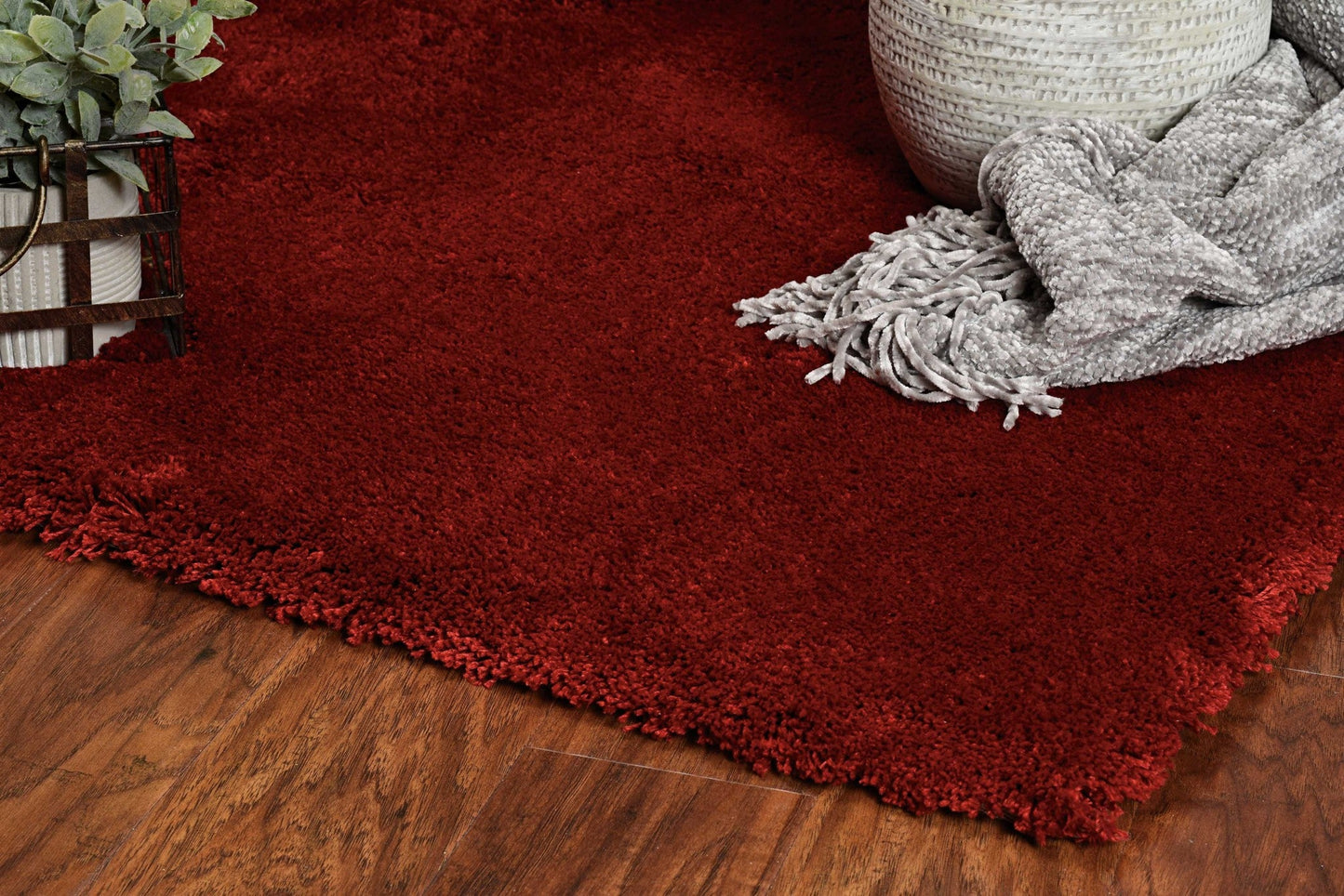 HomeRoots 3' x 5' Red Indoor Shag Rug